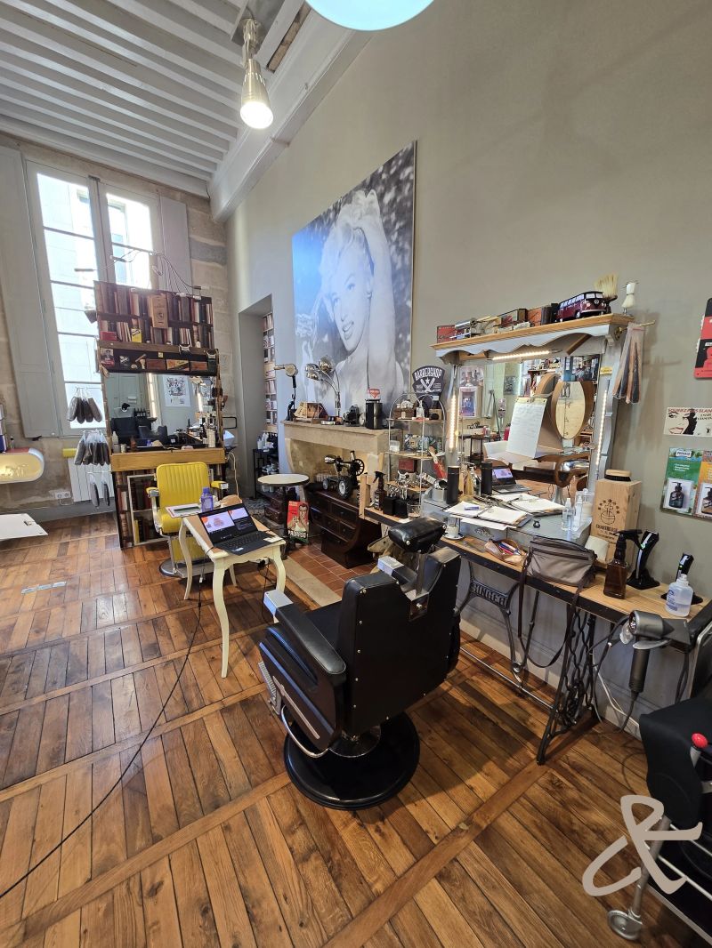 Aucune description alternative pour cette image